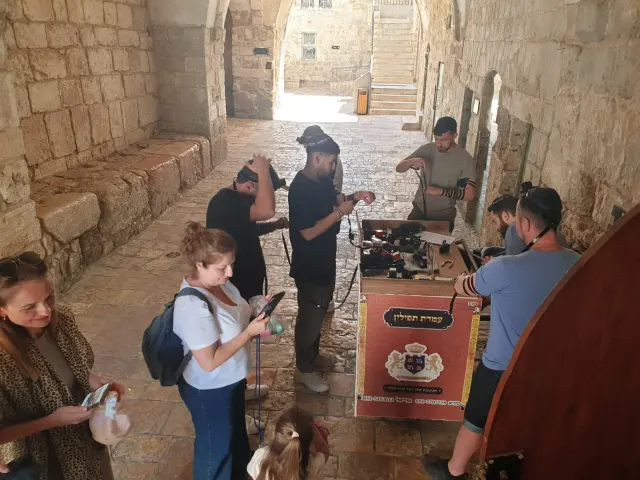 רגע של תפילה · תמונה 2